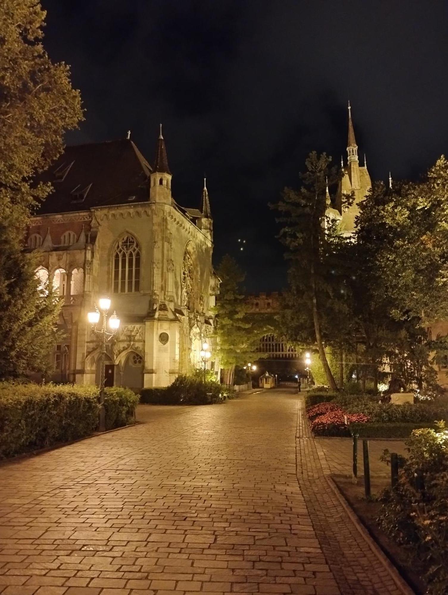 Free Parking, Balcony, Near To City Park Budapest Exterior photo