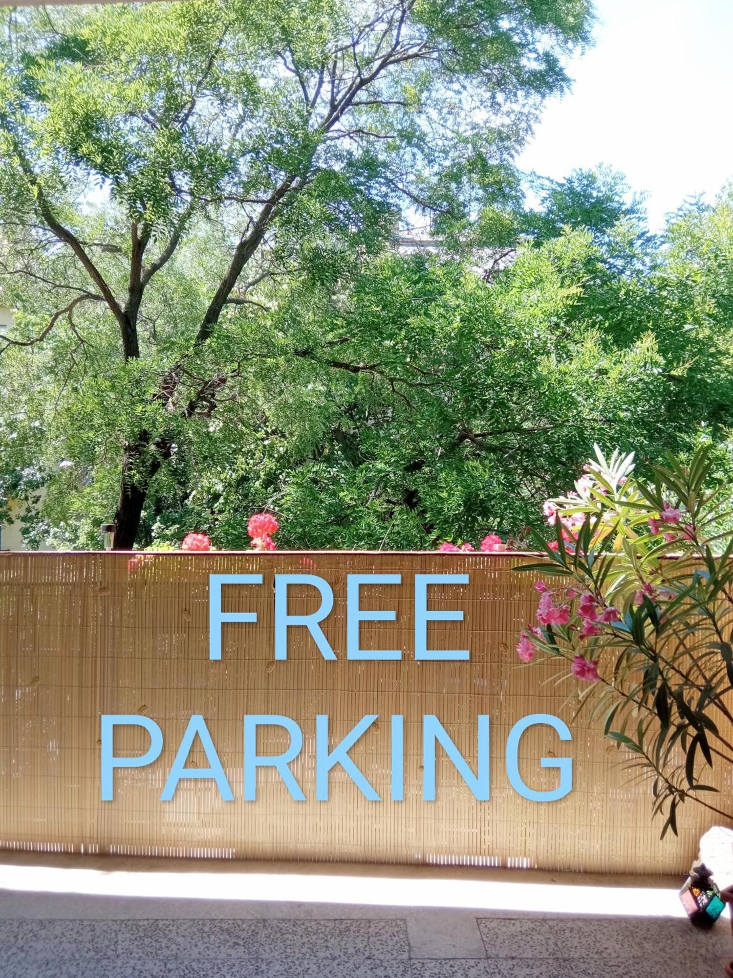 Free Parking, Balcony, Near To City Park Budapest Exterior photo